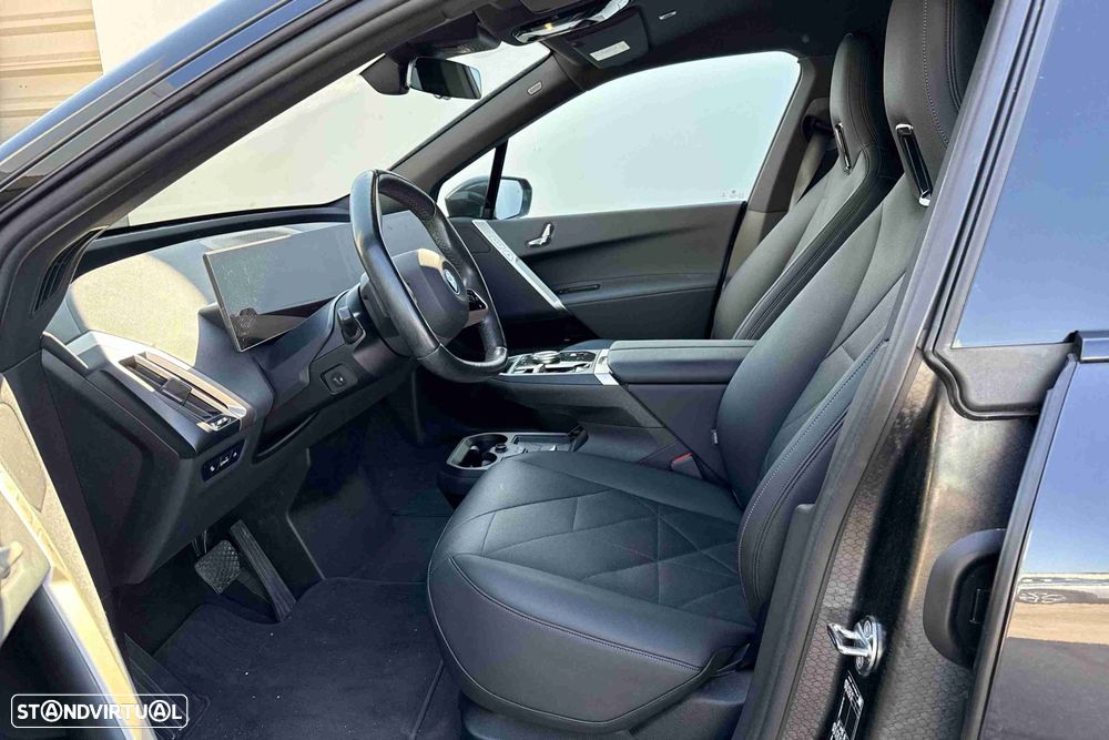 BMW iX xDrive 40 Pack Desportivo - 2
