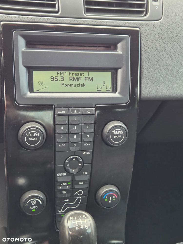 Volvo S40 2.0D - 7