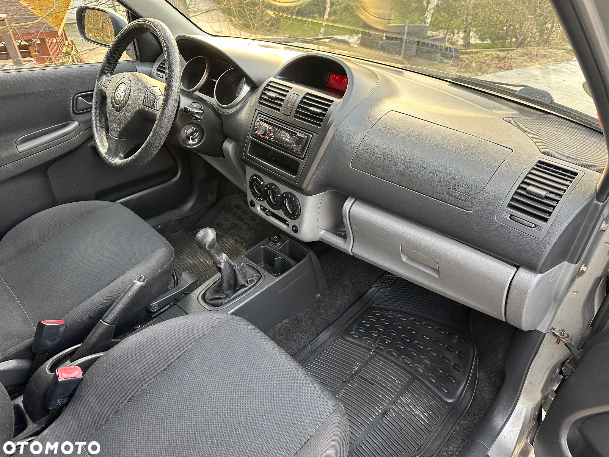 Suzuki Ignis - 11