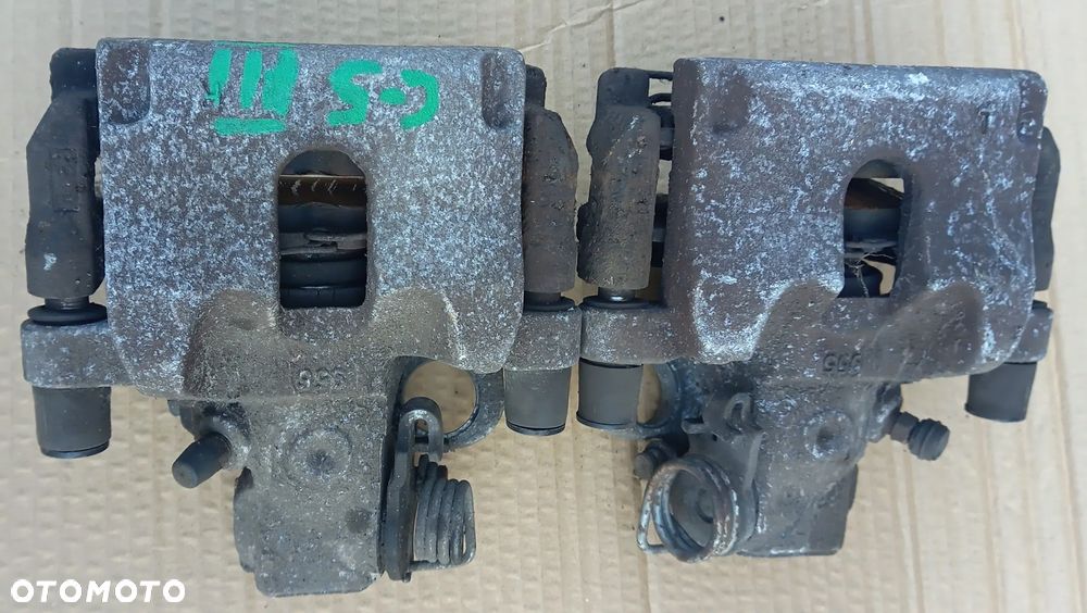 Citroen C5 III X7  zacisk hamulcowy tył tylny prawy lewy