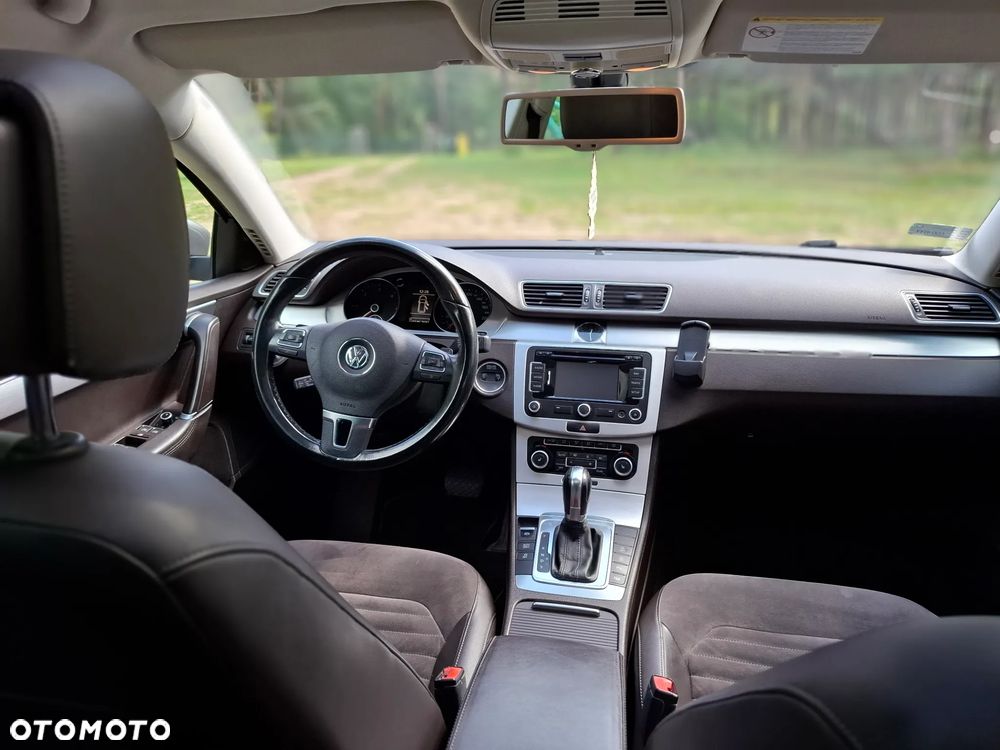 Volkswagen Passat - 5