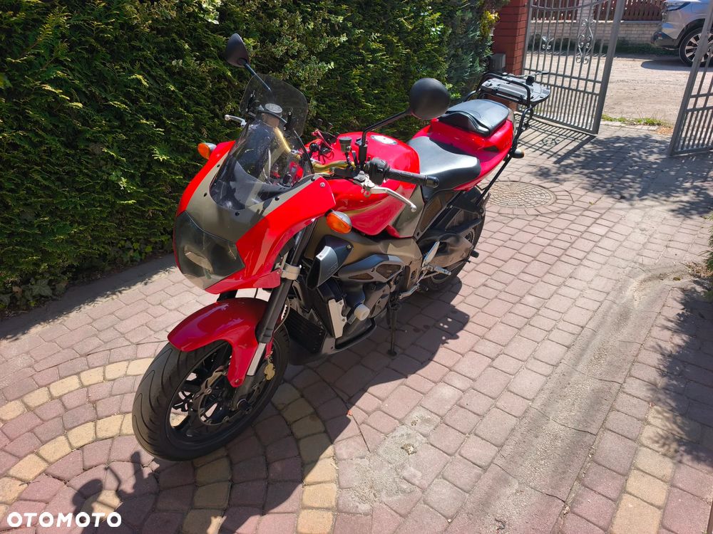 Aprilia Tuono - 2
