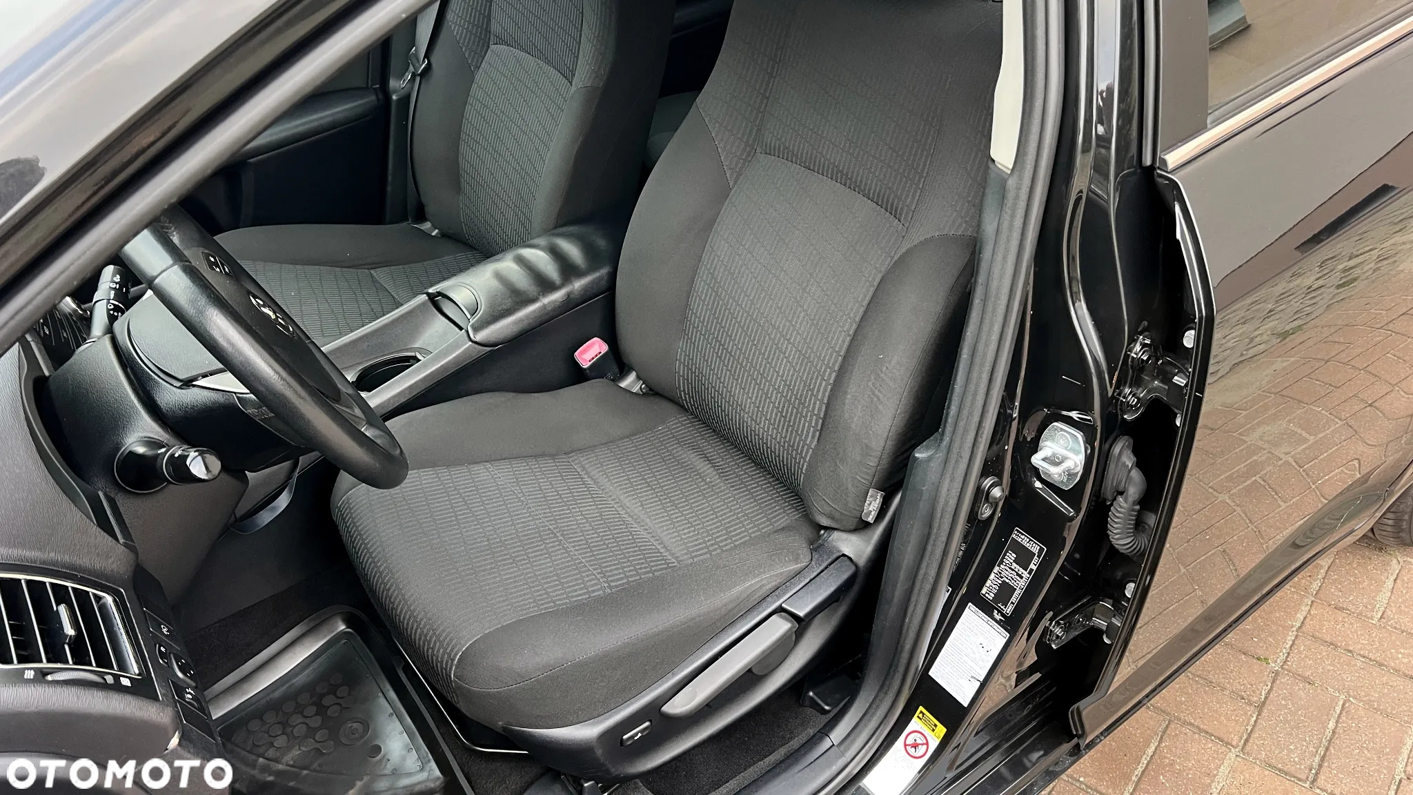 Toyota Avensis Combi 2.0 D-4D - 8