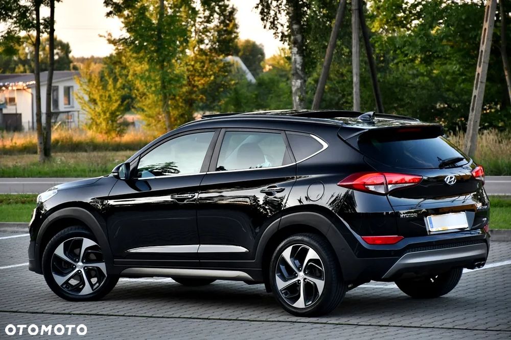 Hyundai Tucson 2.0 CRDI Premium 4WD - 23