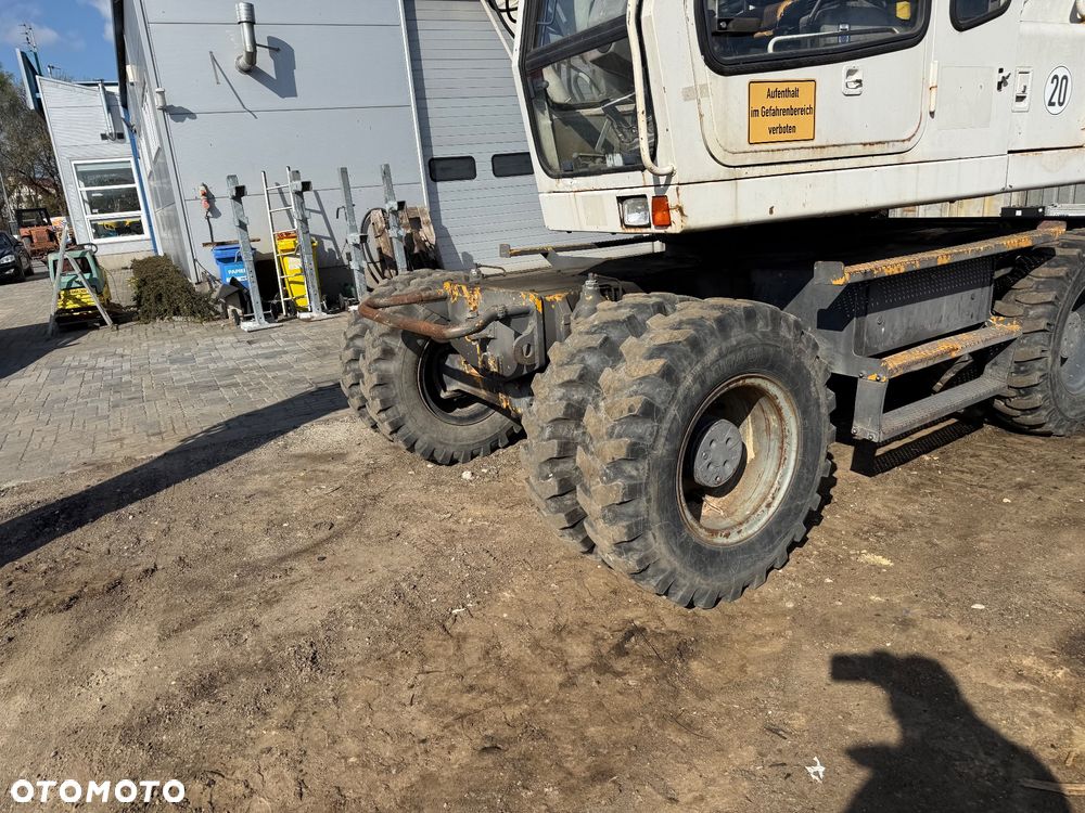 Liebherr A900 Litronic - 8