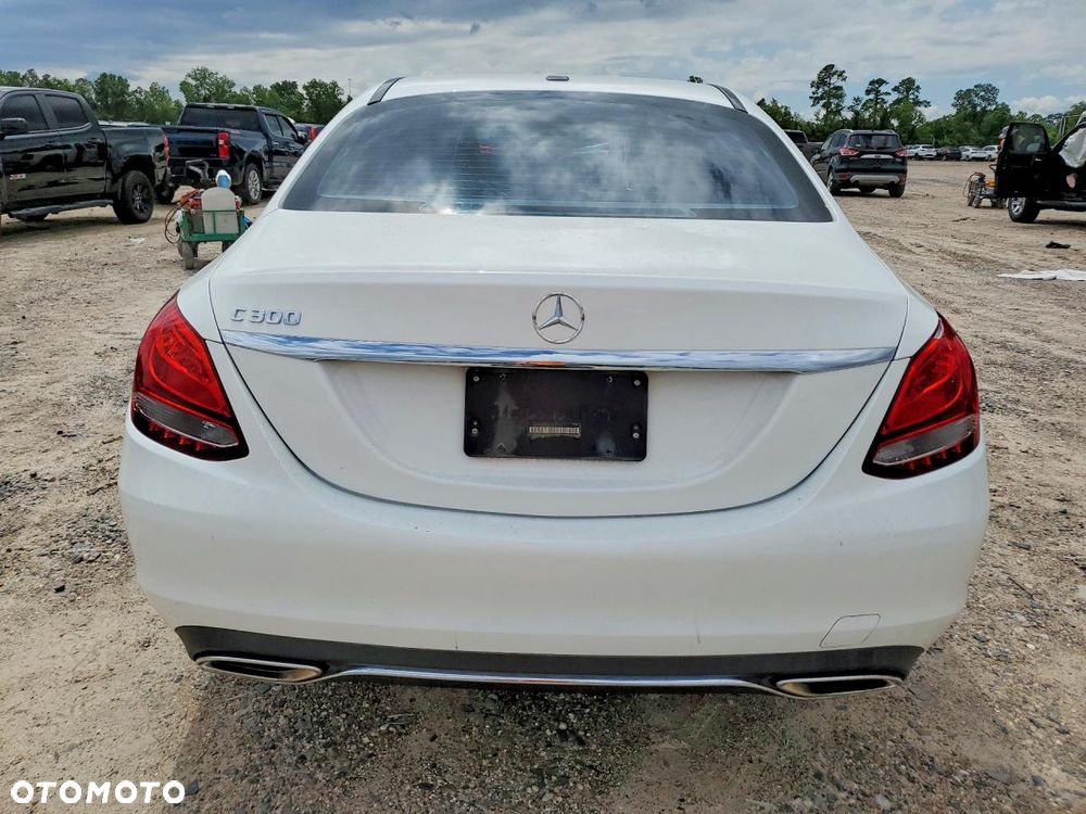 Mercedes-Benz Klasa C 300 9G-TRONIC Avantgarde - 6