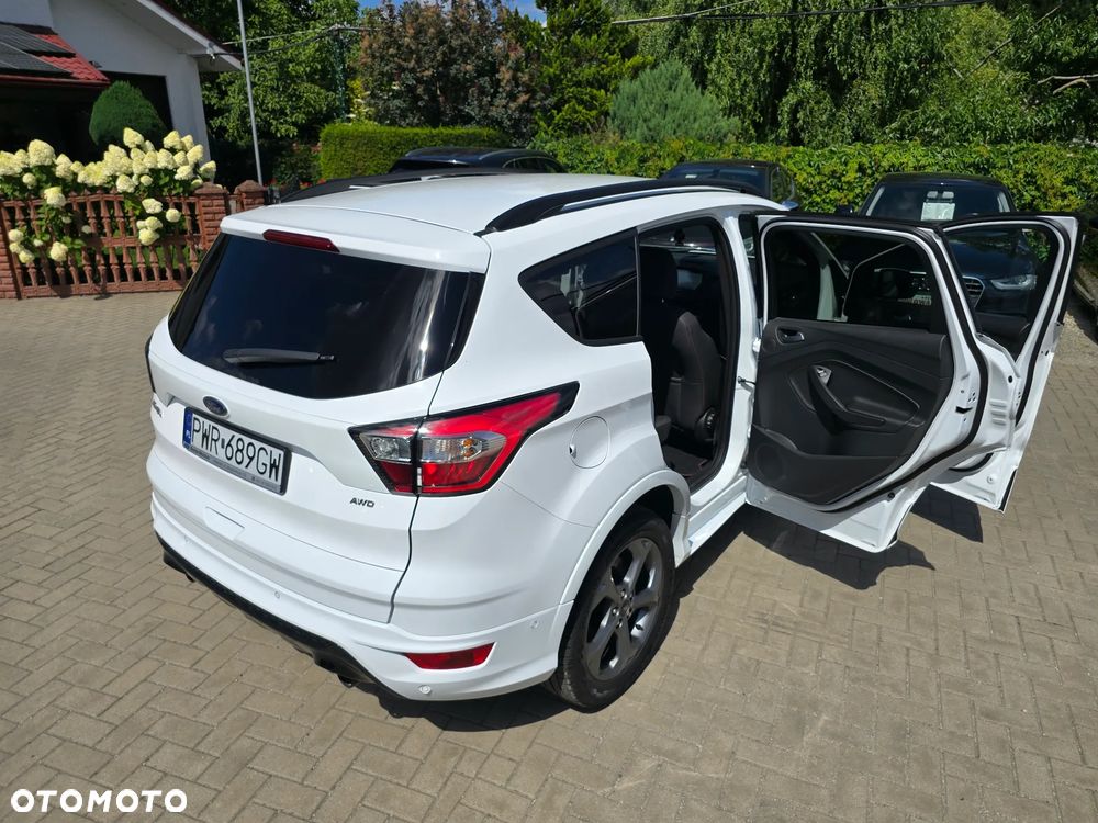 Ford Kuga - 37