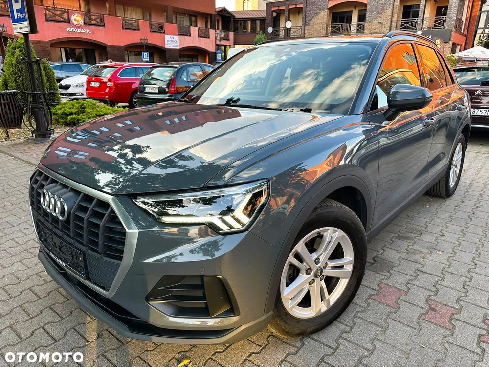 Audi Q3 2.0 TDI S tronic design - 1