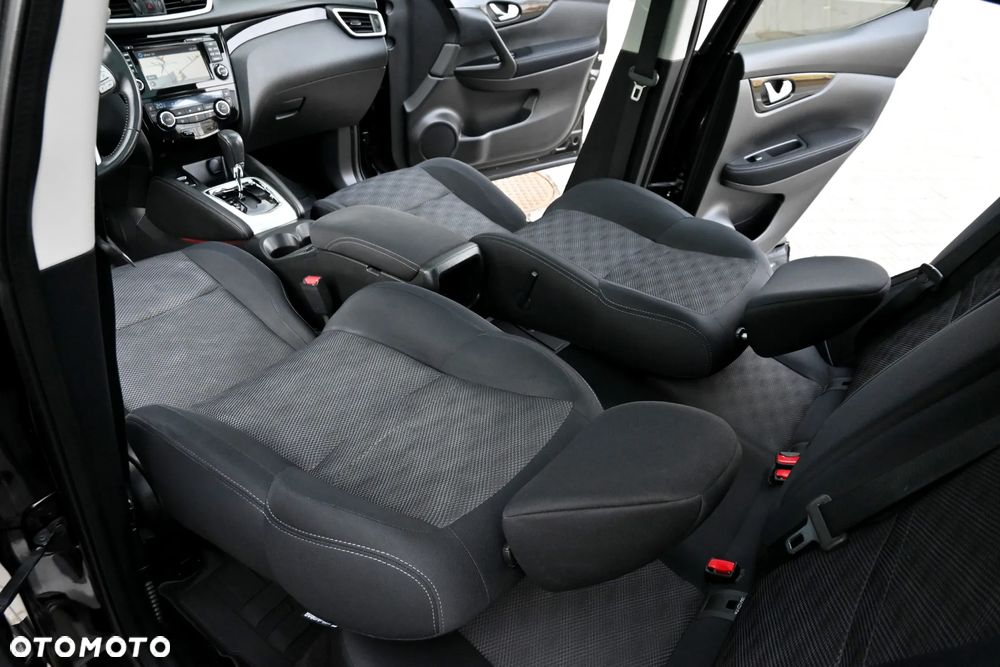 Nissan Qashqai 1.2 DIG-T Tekna Xtronic EU6 - 27