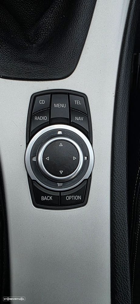 BMW 320 d Touring Navigation Sport - 19