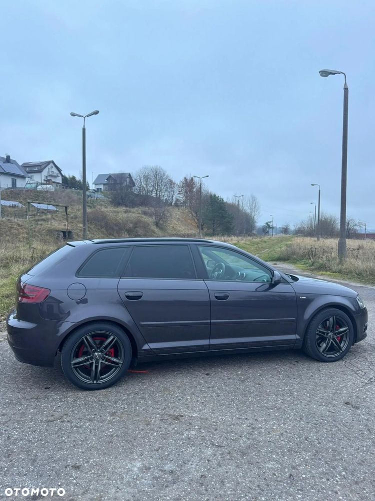 Audi A3 Sportback 2.0 TDI DPF quattro S line Sportpaket - 6