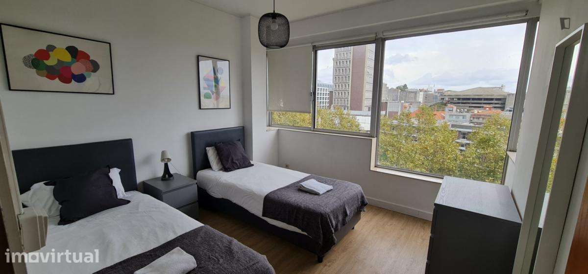 Apartamento com 2 quartos - localizado em Santo Ildefonso Porto - Grande imagem: 4/12