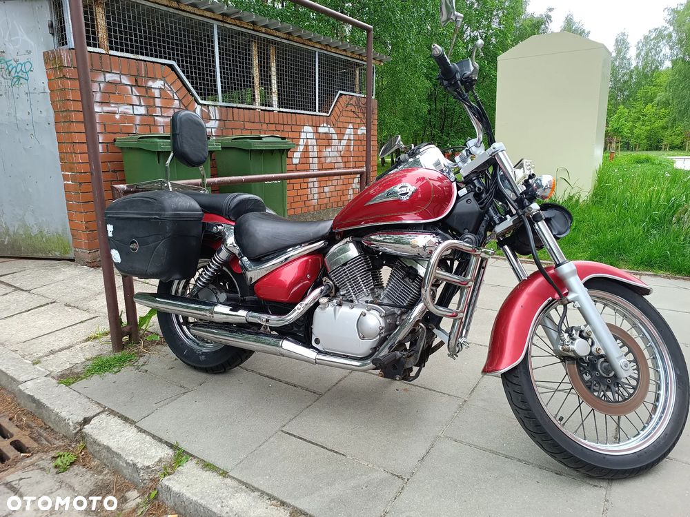 Suzuki Intruder - 2