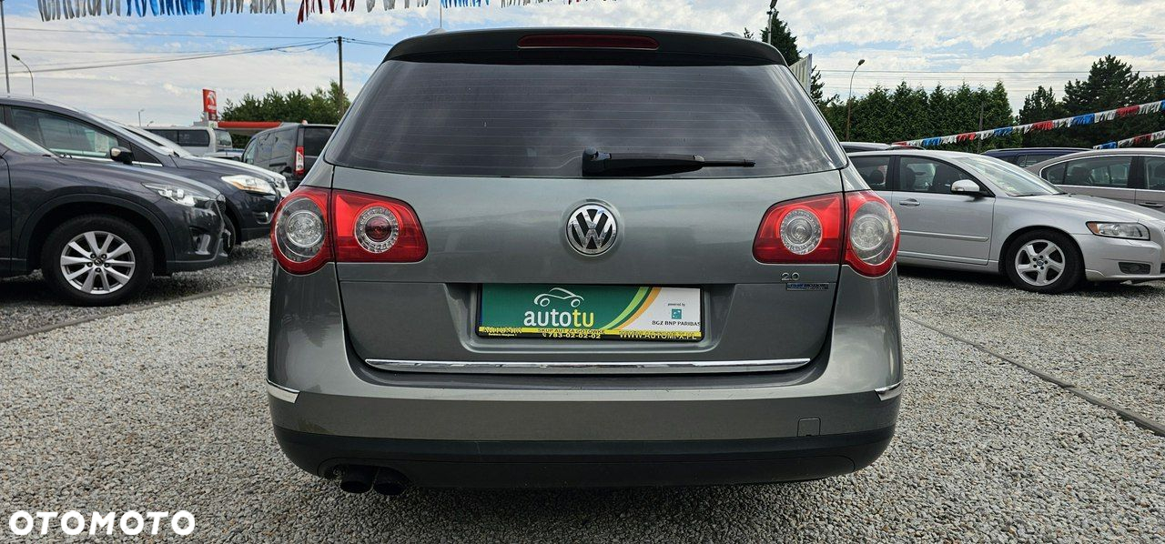 Volkswagen Passat - 38