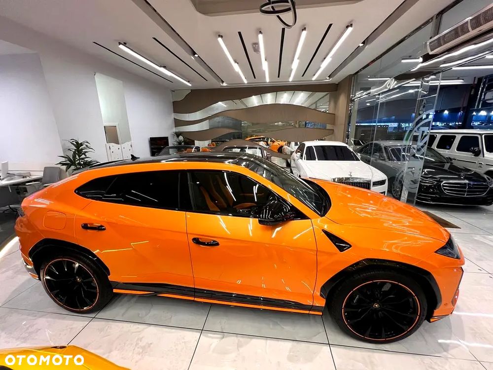 Lamborghini Urus - 2