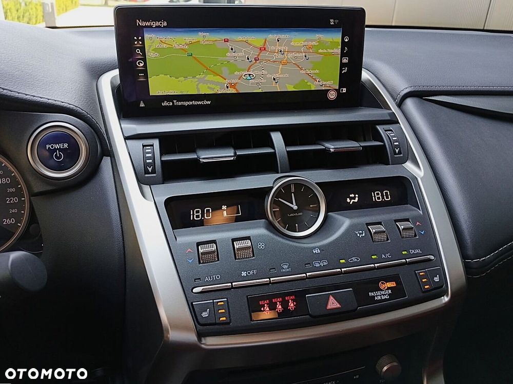 Lexus NX 300h F Impression AWD - 23