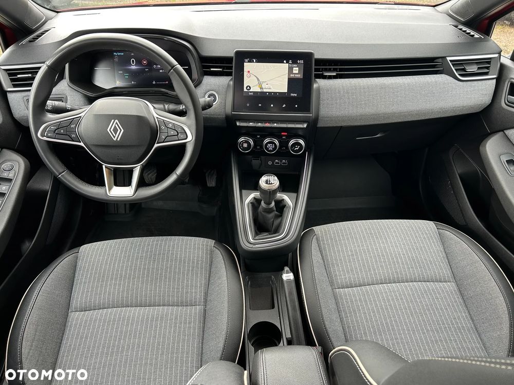 Renault Clio 1.0 TCe Techno - 10