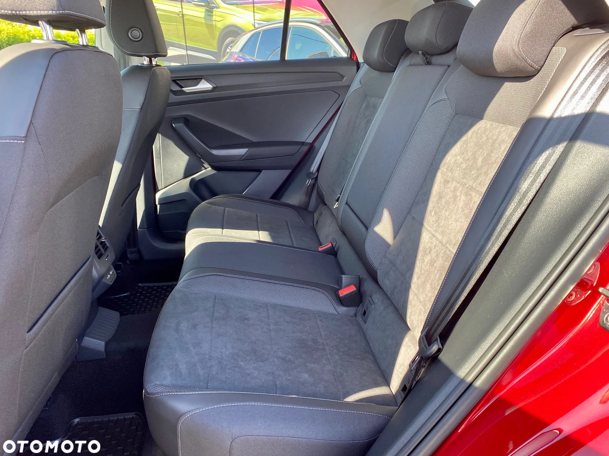 Volkswagen T-Roc 2.0 TDI SCR Style DSG - 11