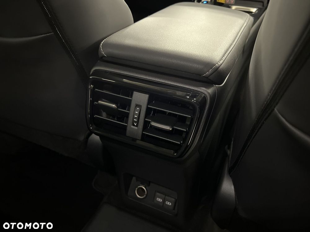 Lexus NX - 14