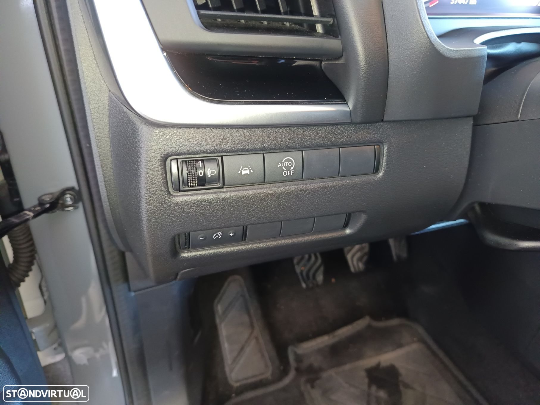 Nissan Qashqai 1.3 DIG-T N-Connecta - 40