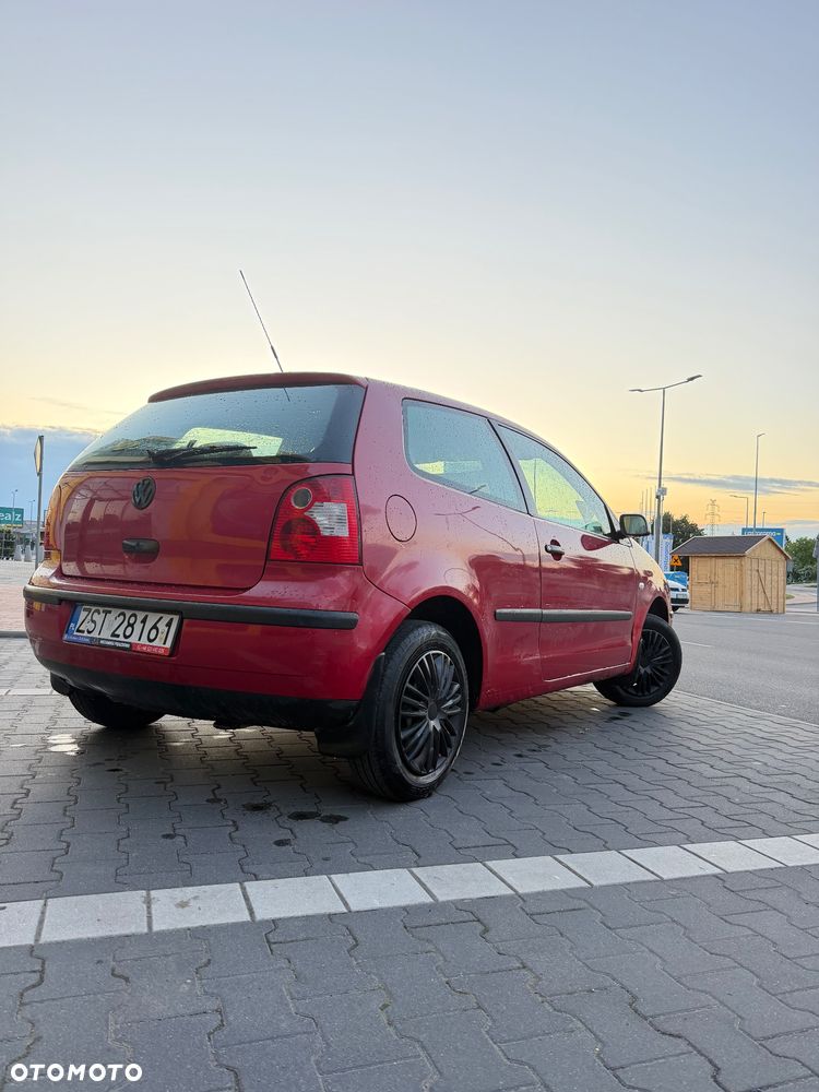Volkswagen Polo - 4