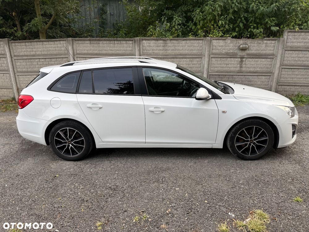 Chevrolet Cruze 1.7 D LT+ Premium - 23