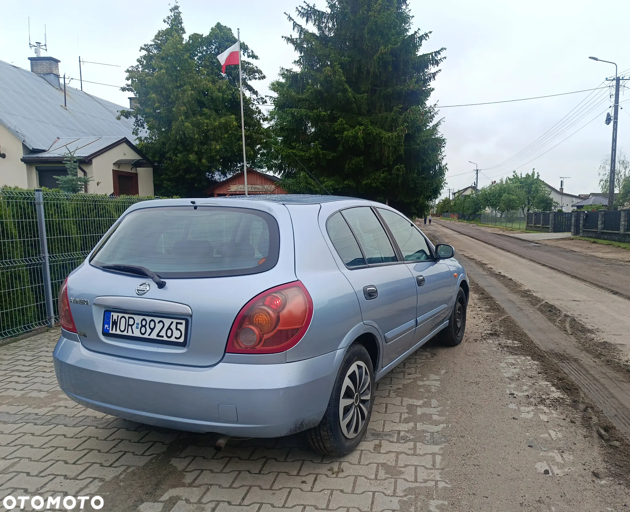 Nissan Almera - 3