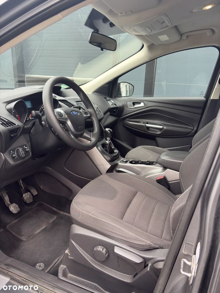 Ford Kuga - 15