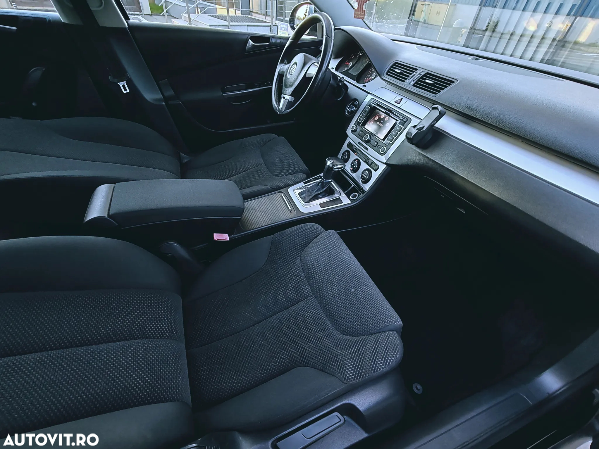 Volkswagen Passat Variant 2.0 TDI DPF DSG Comfortline - 12
