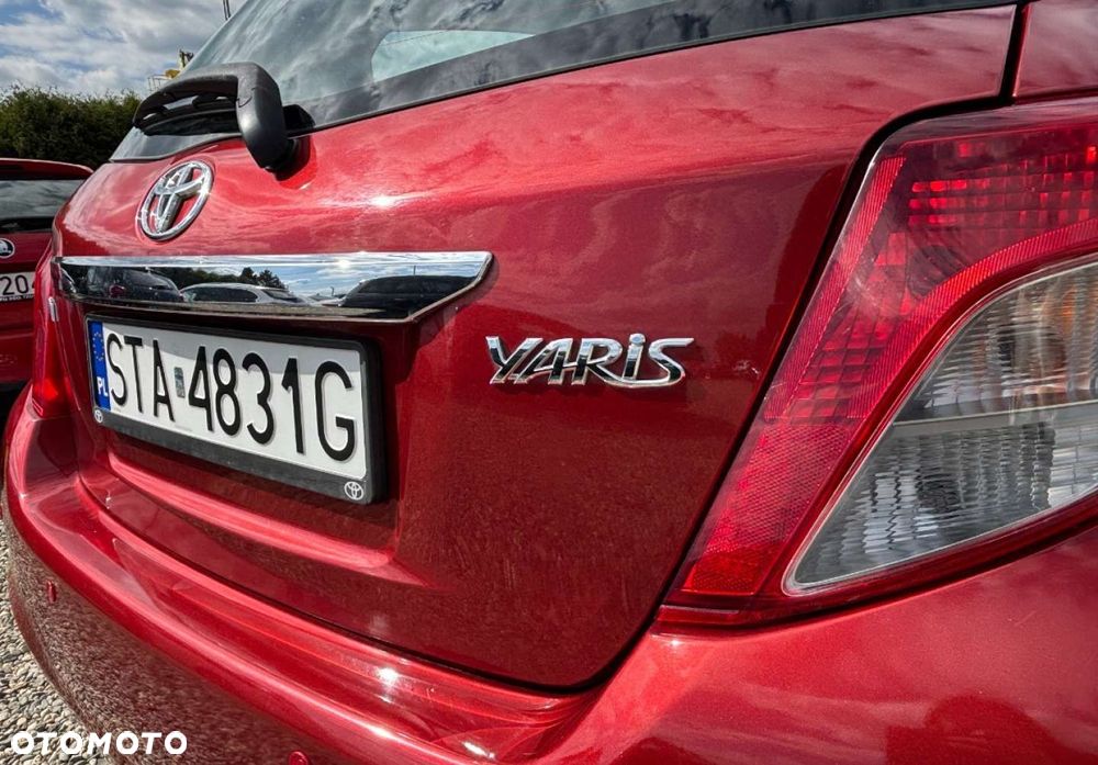 Toyota Yaris - 10