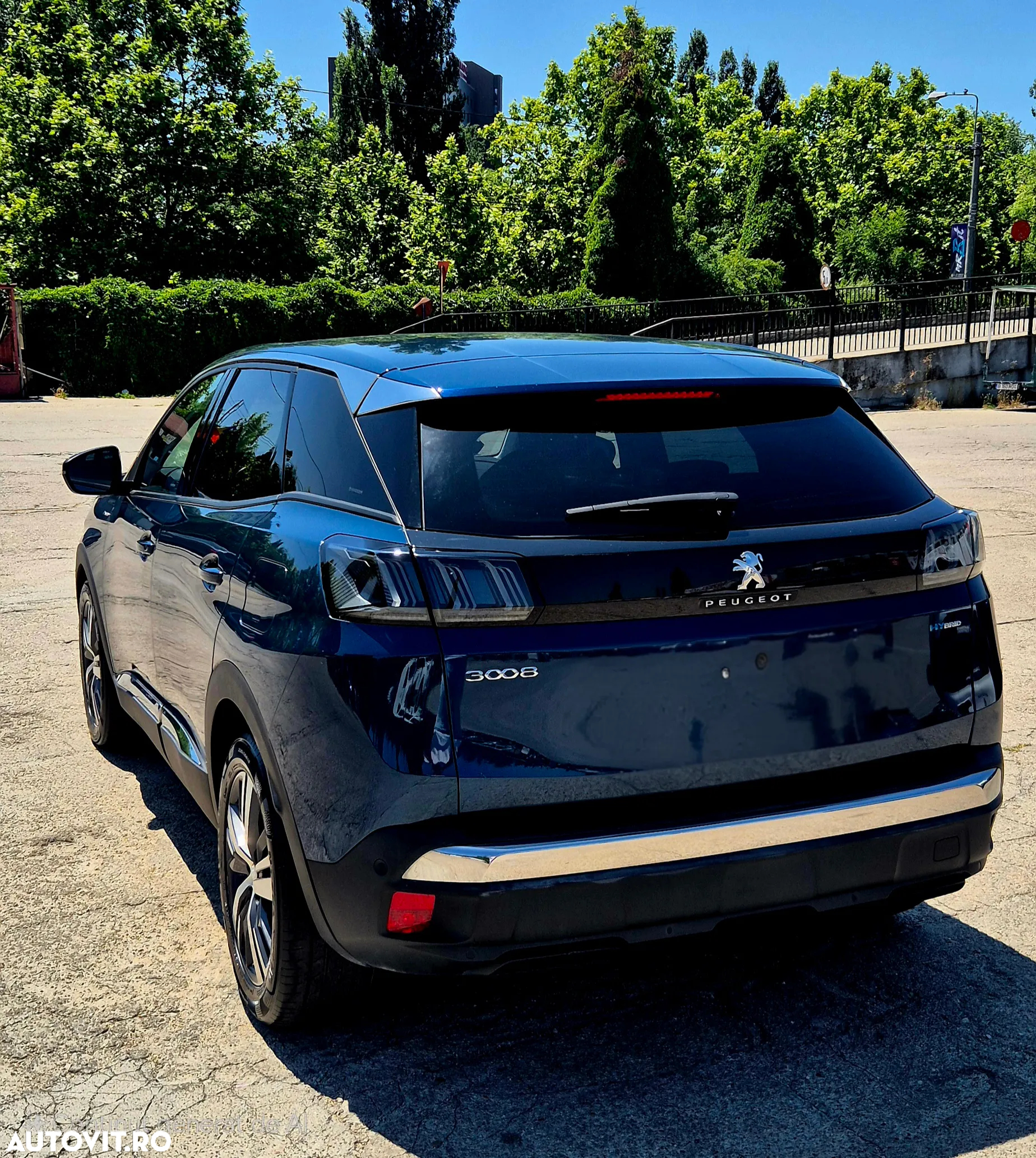 Peugeot 3008 PHEV EAT8 Allure - 4