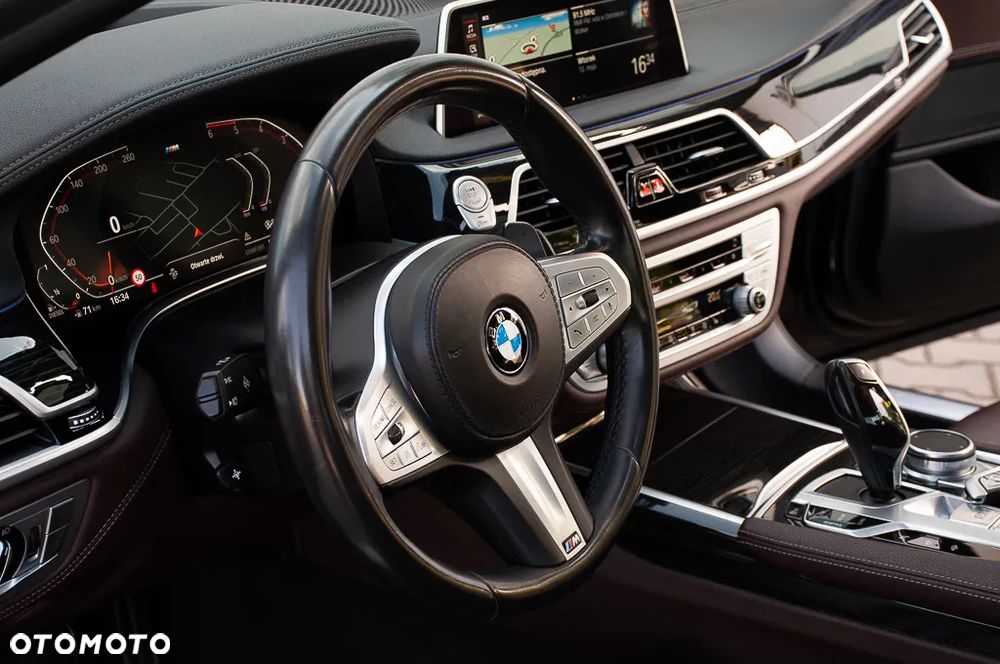 BMW Seria 7 730d xDrive sport - 17