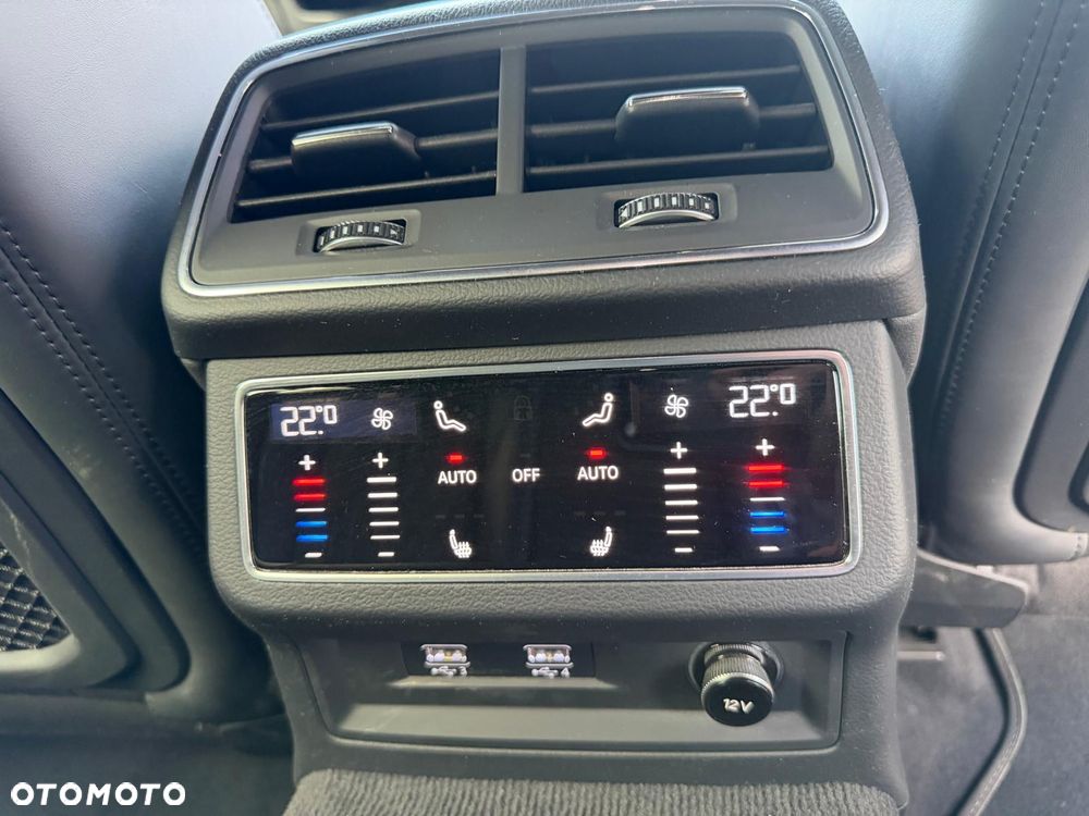Audi A6 Avant 55 TFSI quattro S tronic sport - 17