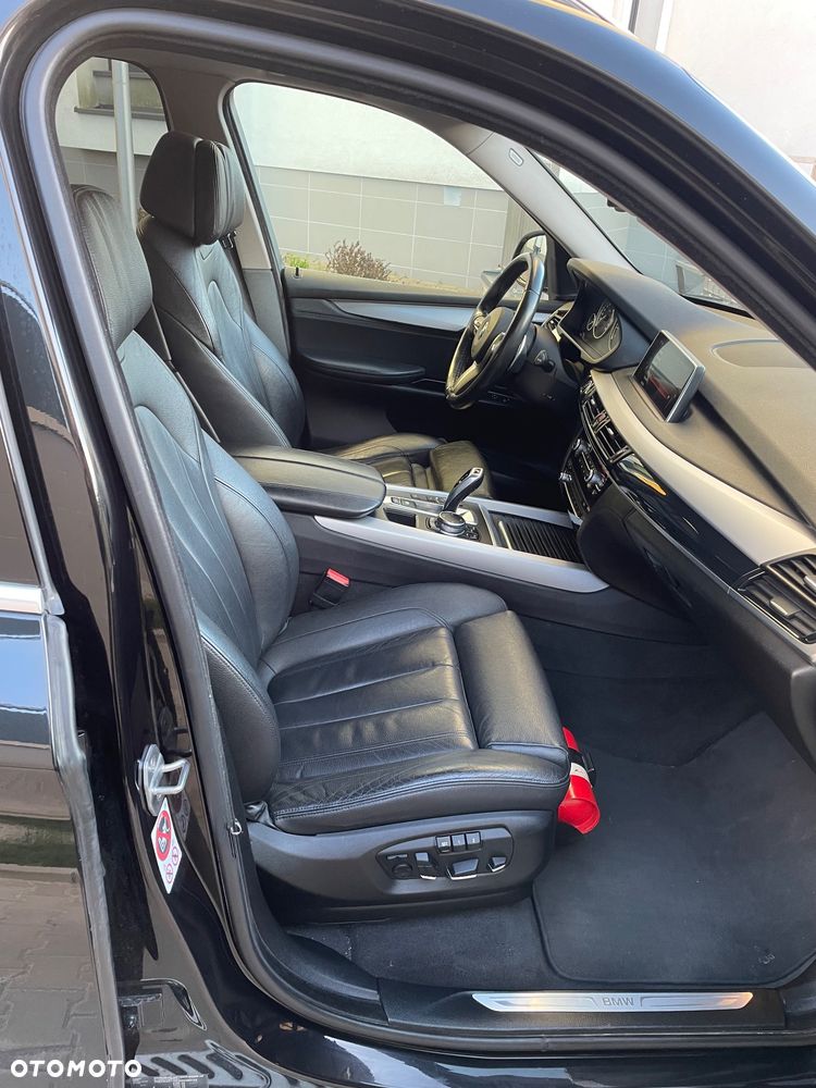 BMW X5 xDrive25d - 23