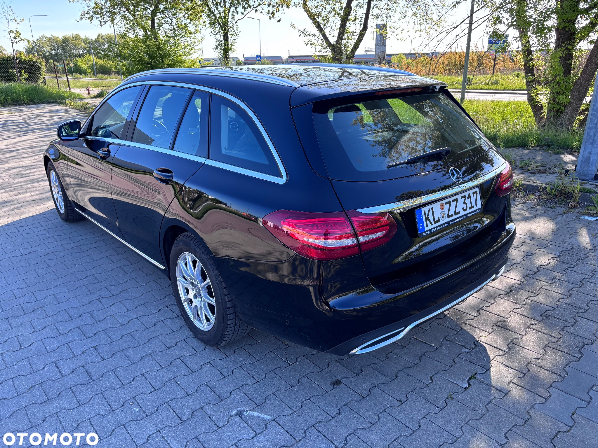 Mercedes-Benz Klasa C 180 (BlueTEC) d T Exclusive - 3