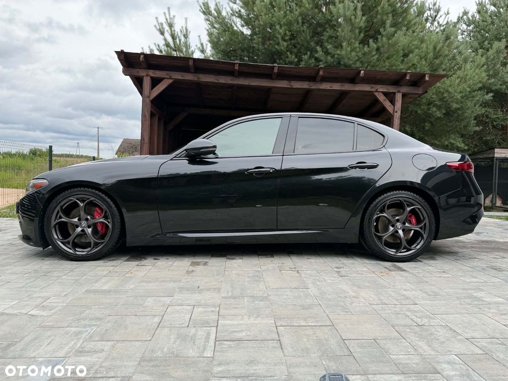 Alfa Romeo Giulia 2.0 Turbo 16V AT8 Veloce Ti - 19