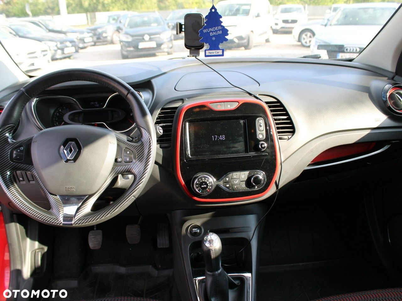 Renault Captur - 19