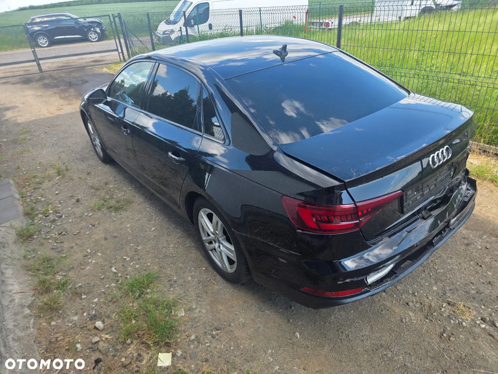 Audi A4 Limousine 2.0 TDI Sport S tronic - 9