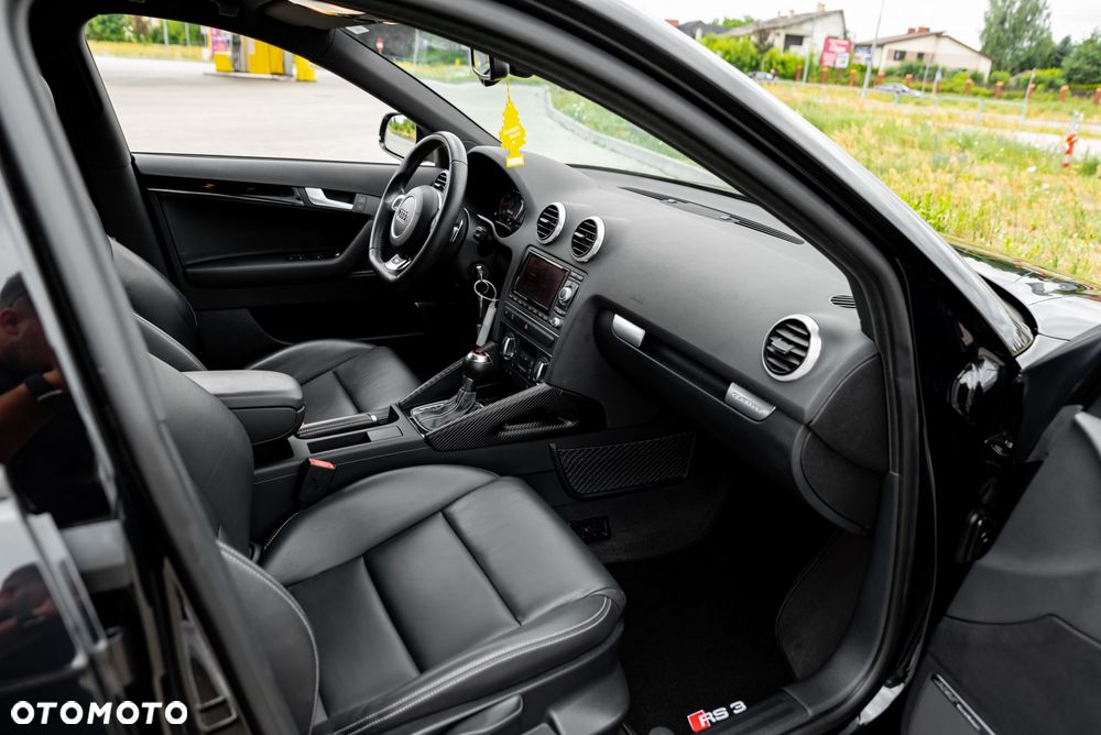 Audi RS3 Sportback - 21