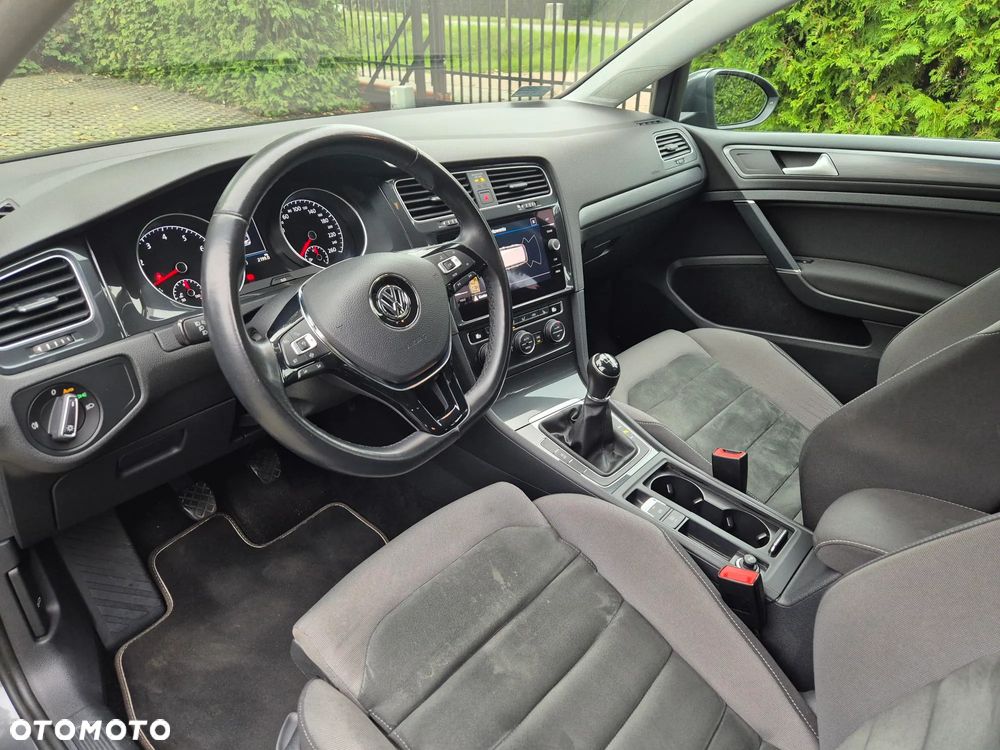 Volkswagen Golf VII 1.5 TSI BMT Comfortline - 7