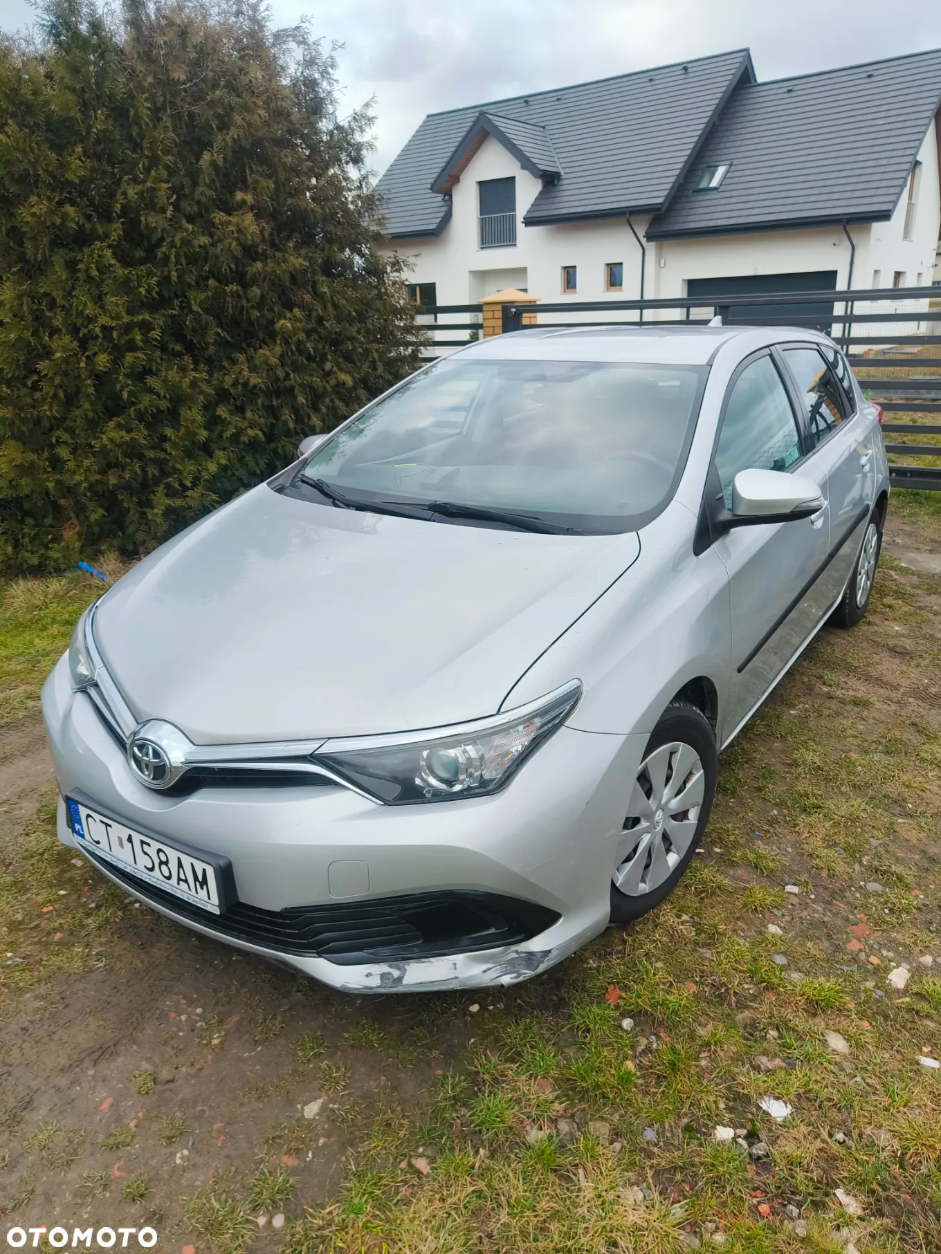 Toyota Auris 1.4 D-4D Active - 10