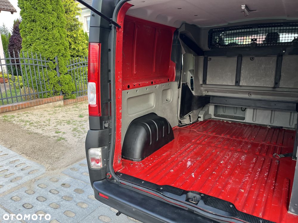 Renault Trafic LONG DOKA Holenderka 6 osobowy - 17