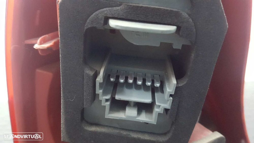 FAROLIM TRASEIRO DIREITO RENAULT CLIO II FASE II (B/CB0) AUTHENTIQUE - 3