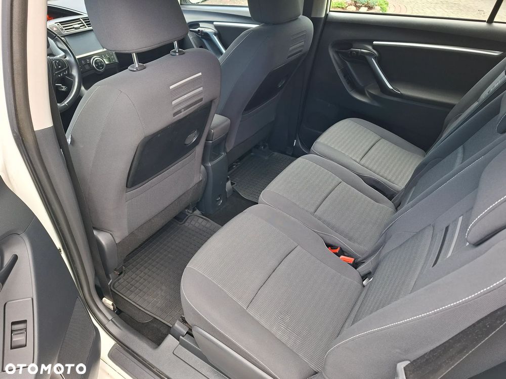 Toyota Verso 1.6 D-4D Premium - 20