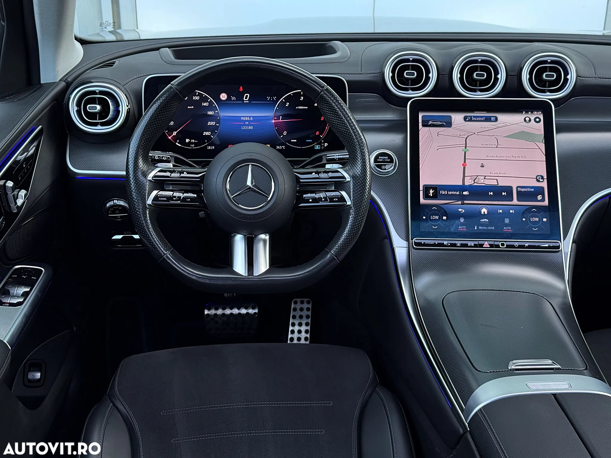 Mercedes-Benz GLC 300 d 4Matic 9G-TRONIC AMG Line Advanced - 17