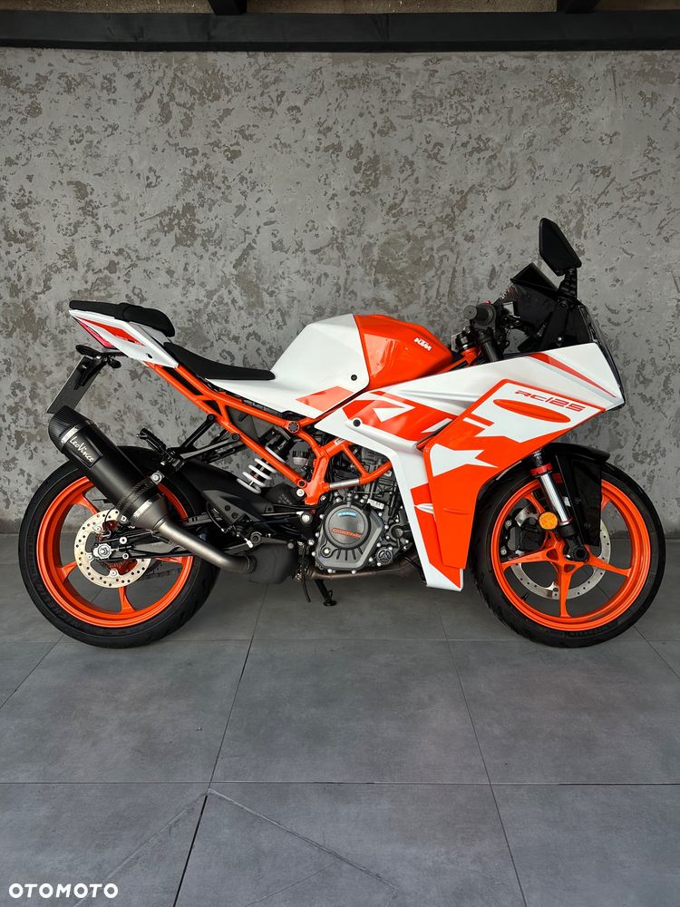 KTM RC 125 - 1