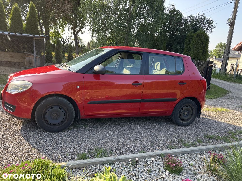 Skoda Fabia - 4