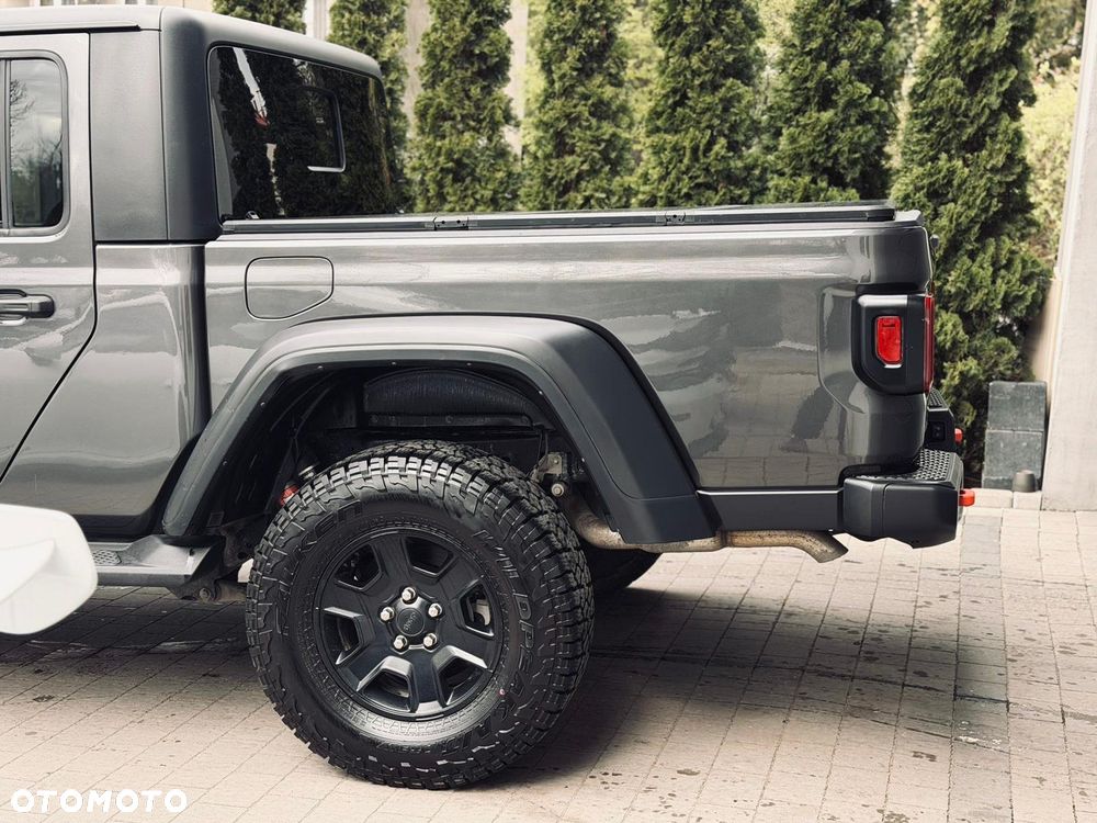 Jeep Gladiator - 34