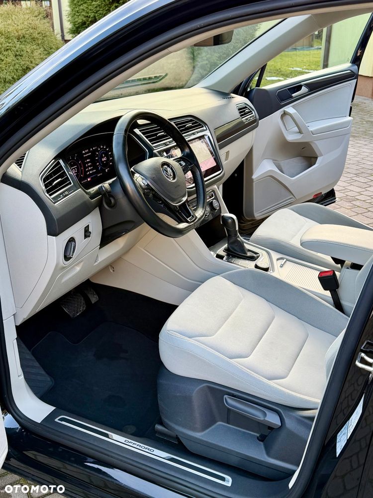 Volkswagen Tiguan Allspace 2.0 TSI 4Mot Highline DSG - 16