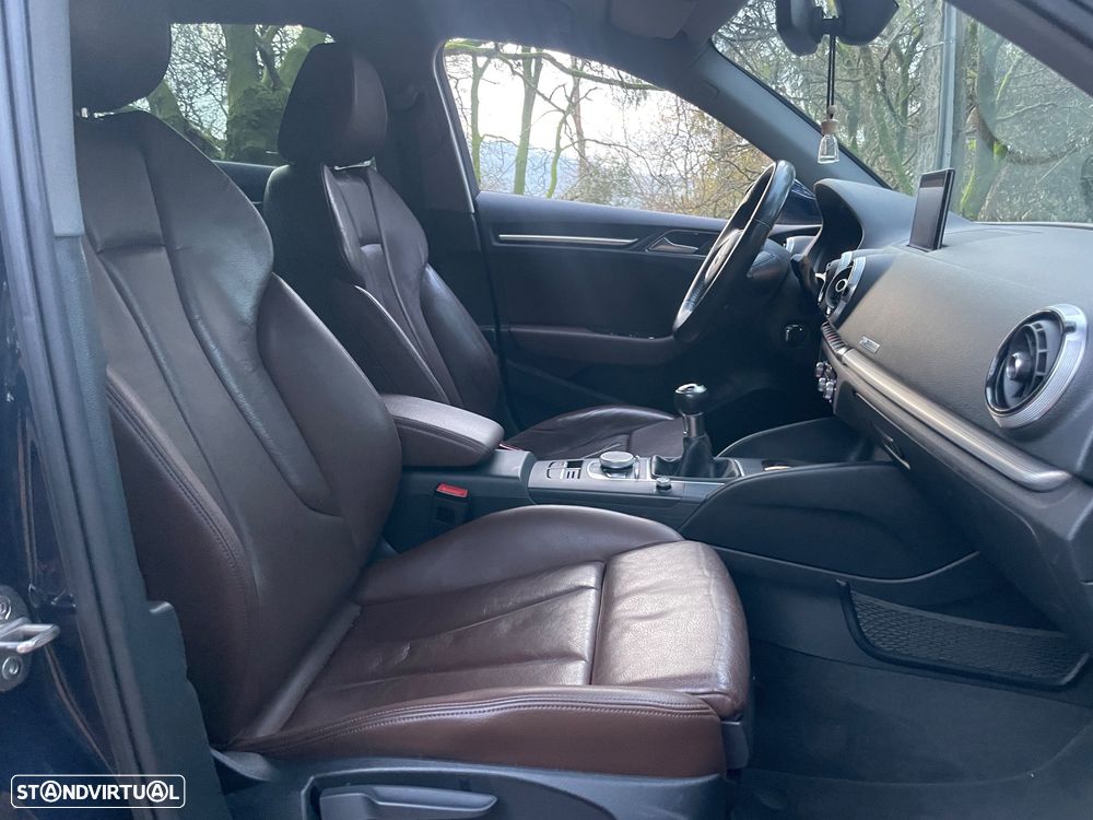 Audi A3 Sportback 1.6 TDI Sport - 24